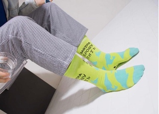 Sock indentation: Socks leave marks on legs: Causes and treatment