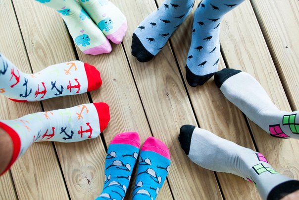 Sock indentation: Socks leave marks on legs: Causes and treatment